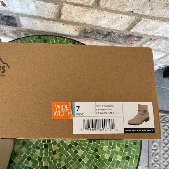 Cliffs by White Mountain Booties - Durbon LT TAUPE/SMOOTH 7 Wide - Picture 6 of 8